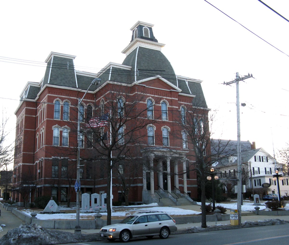 Peabody residents want to shed light on power plant