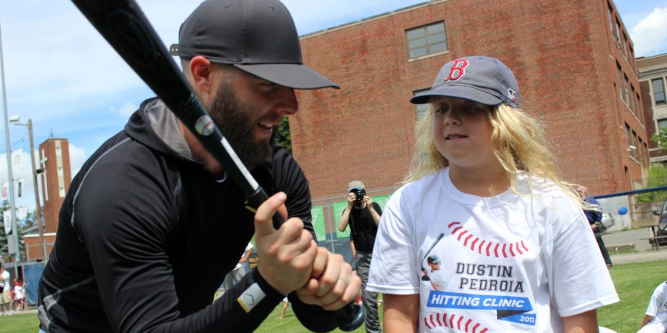 Dustin Pedroia Gets Lynn Kids Into The Swing Of Things Itemlive Itemlive