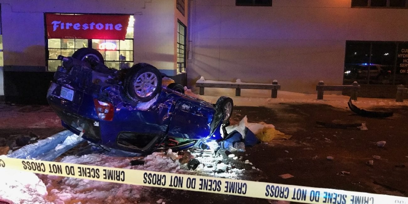 Two injured in crash on Western Avenue - Itemlive : Itemlive