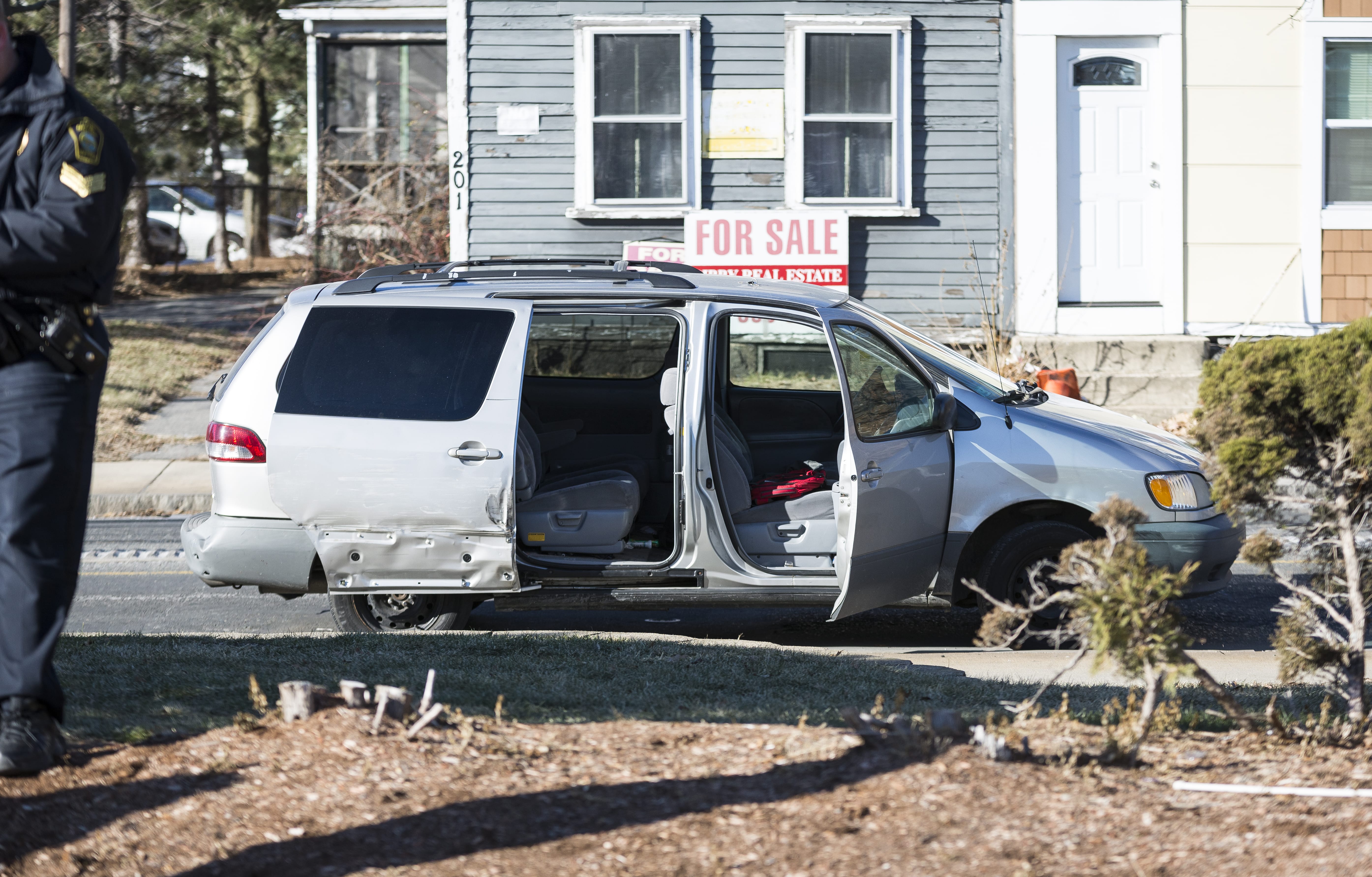 Breaking: Wild Police Chase Rocks Cleveland Today - c1b6w5p