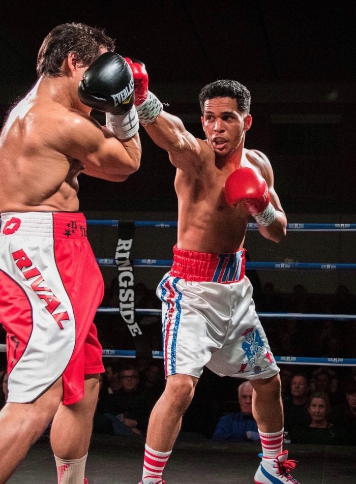 How Long Is A Professional Boxing Match - Mayer keeps moving up, estrada makes her debut.
