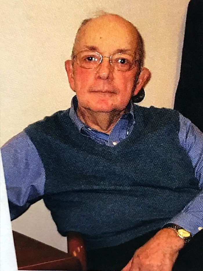 Gordon Borek, 89