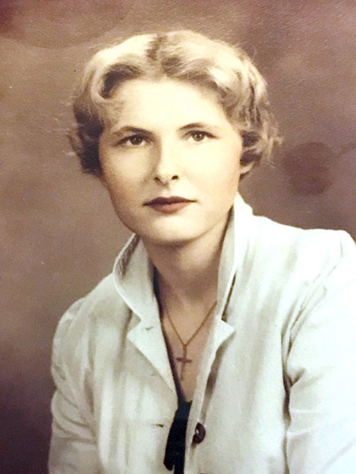 Jeanette H. Moreau, 85