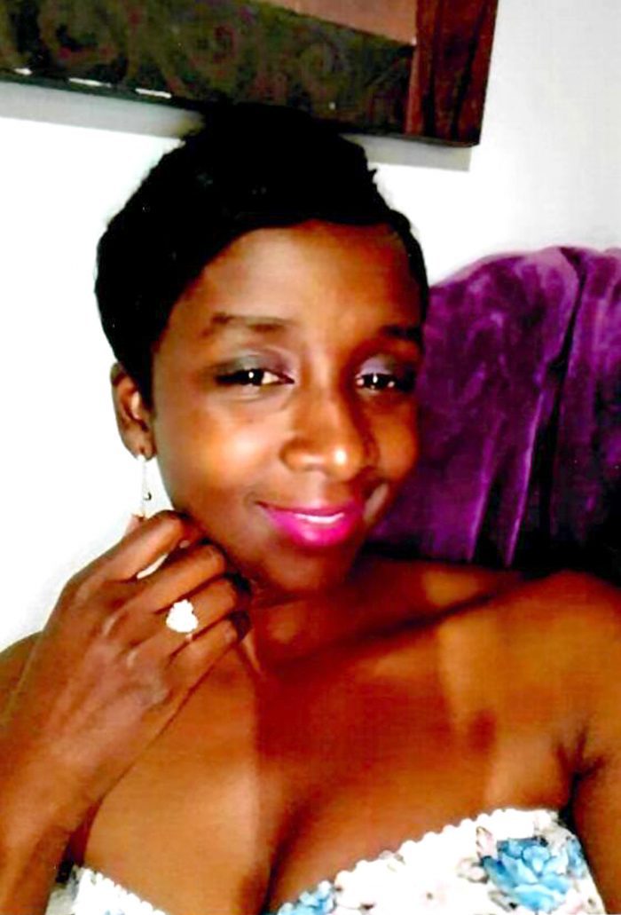 Patricia Murat, 39