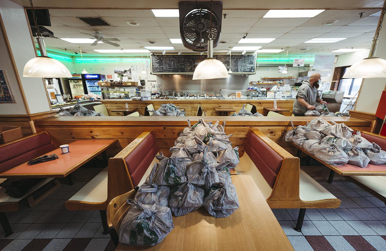 Brothers Deli Thanksgiving dinner handout Itemlive Itemlive