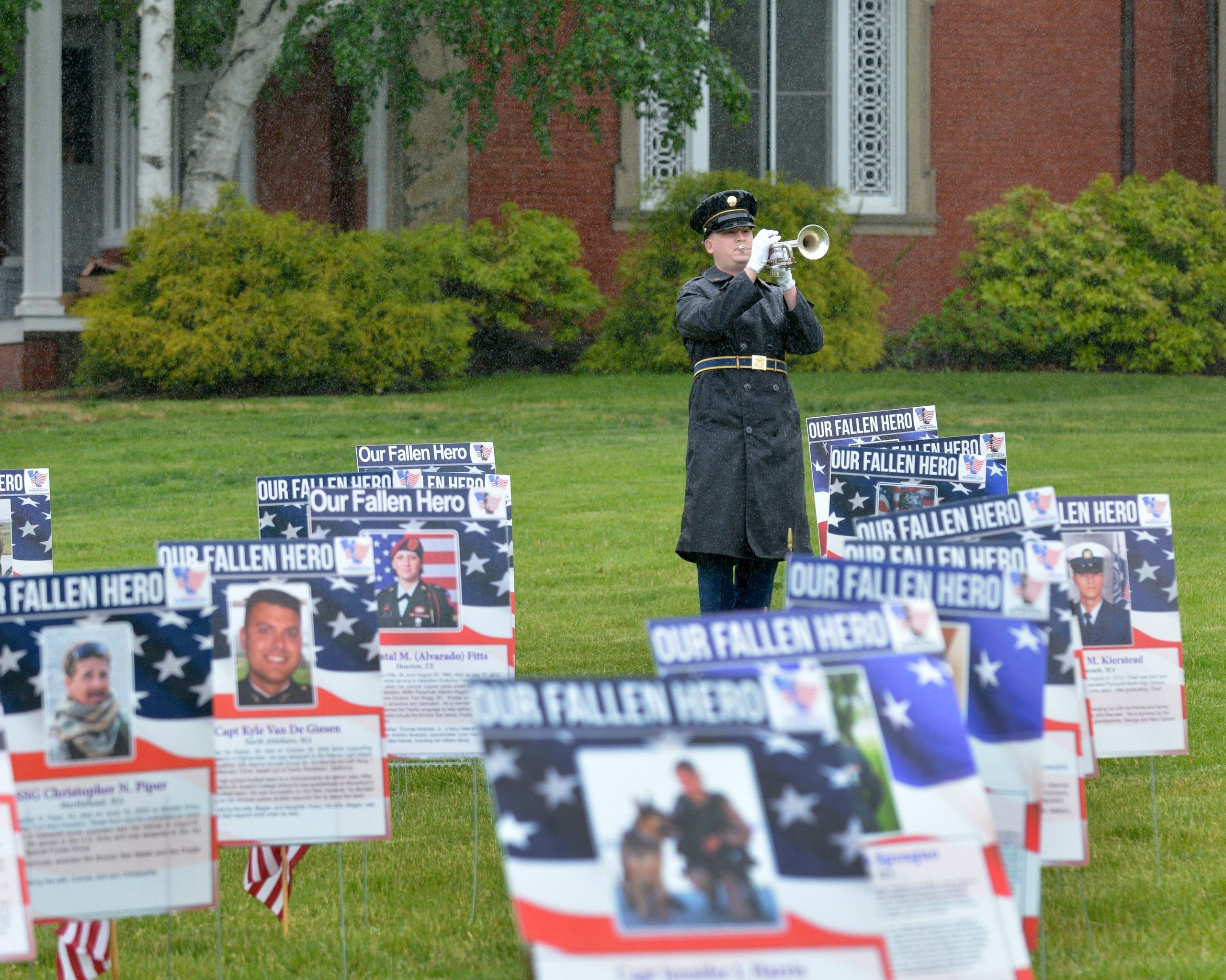Swampscott pays tribute to fallen heroes Itemlive