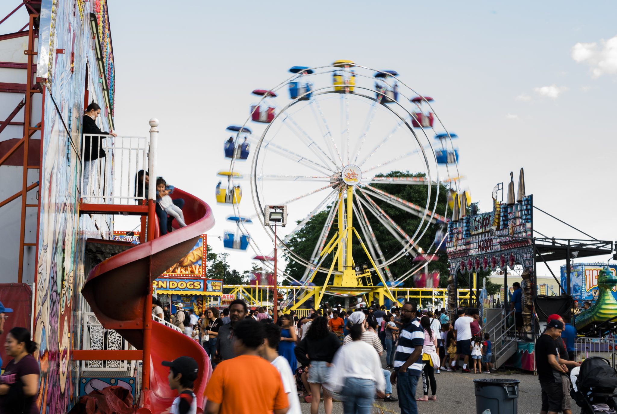 Inside the Lynn Carnival Itemlive