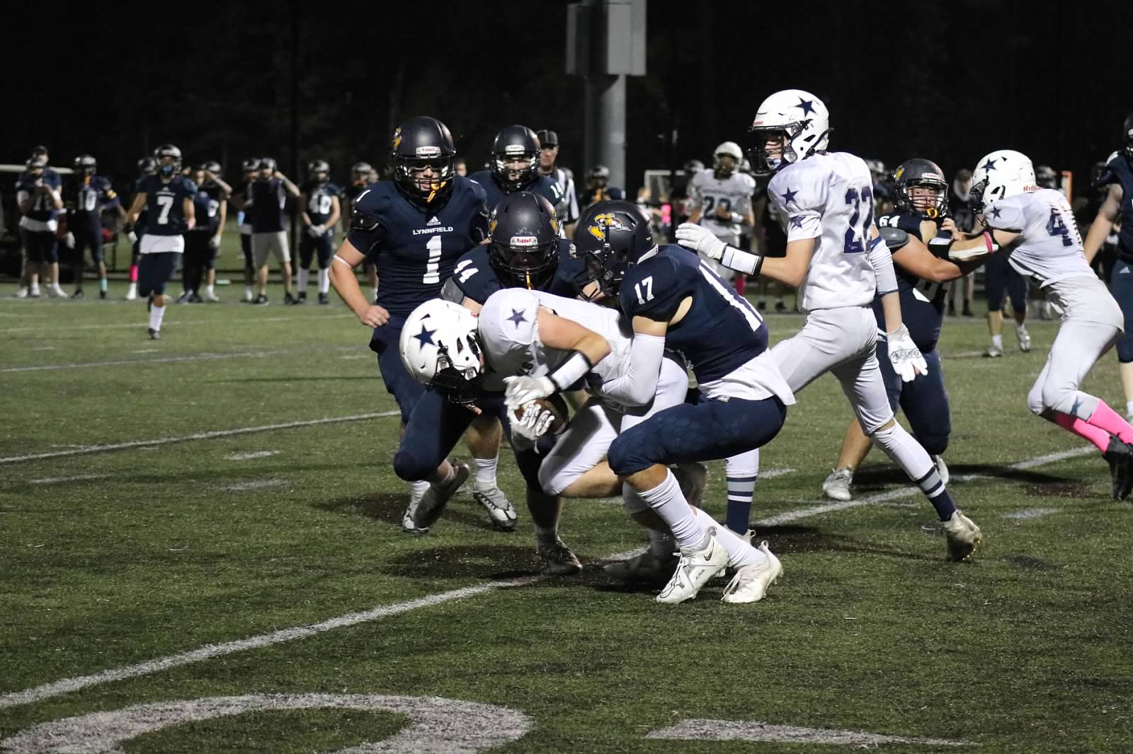 Lynnfield football, great season Itemlive